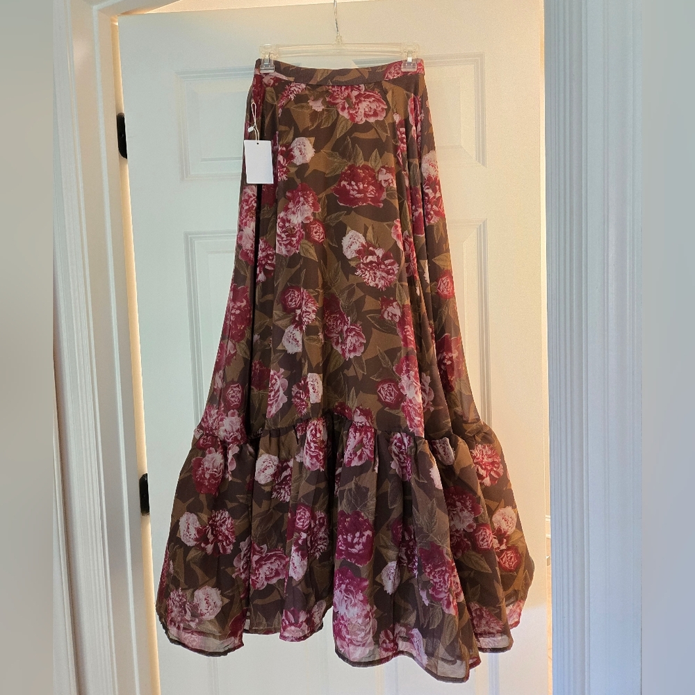 Joyfolie Annah Skirt in Bistre Floral - Picture 4 of 4
